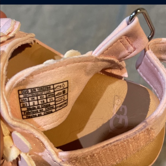 Ugg baby girl summer sandals - Picture 4 of 5